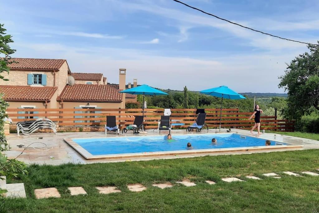 Holiday Home For 8 People, Pool + Sea View Vilanija Exterior foto